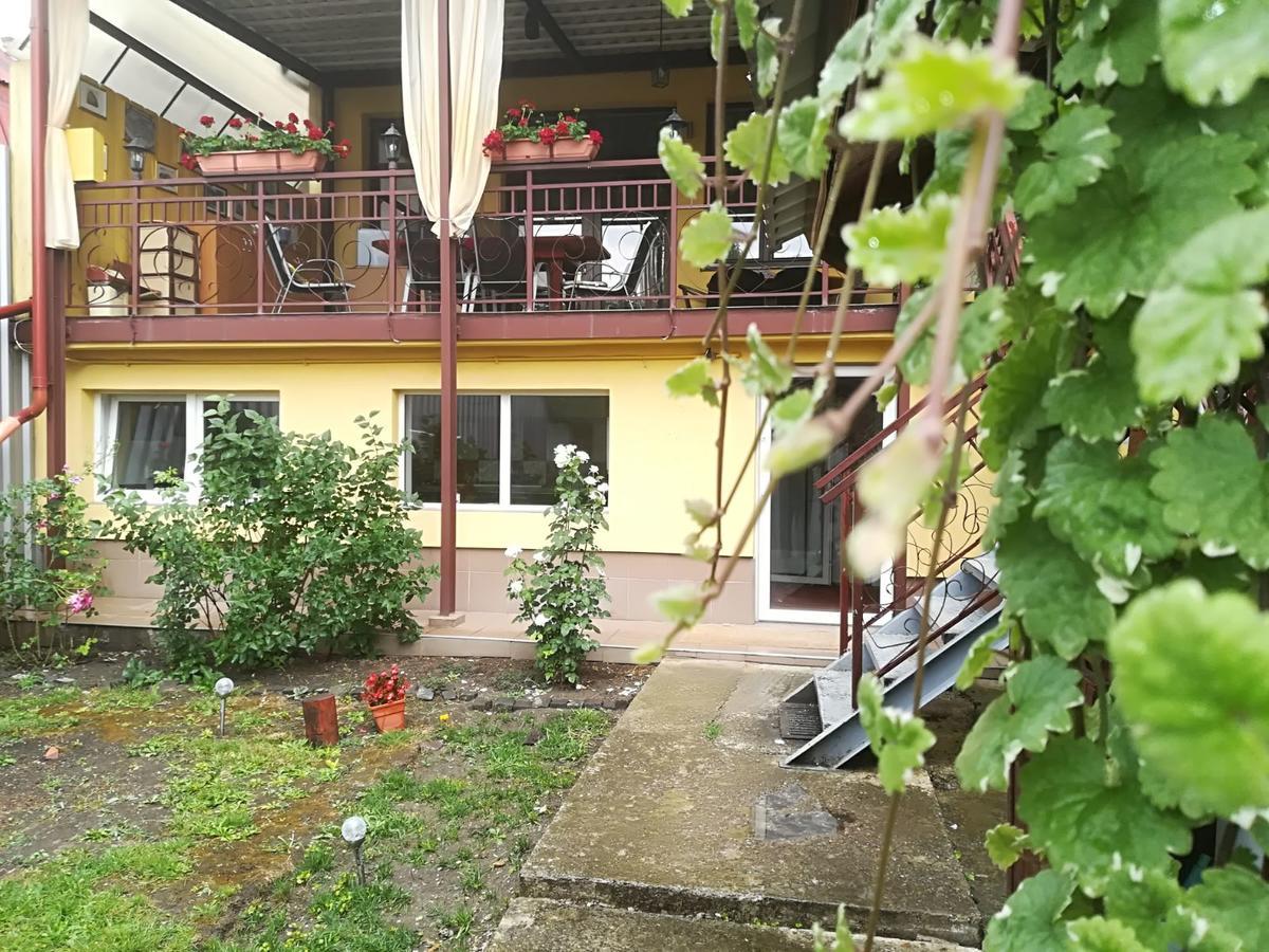 Casa Voica Turda Exterior foto